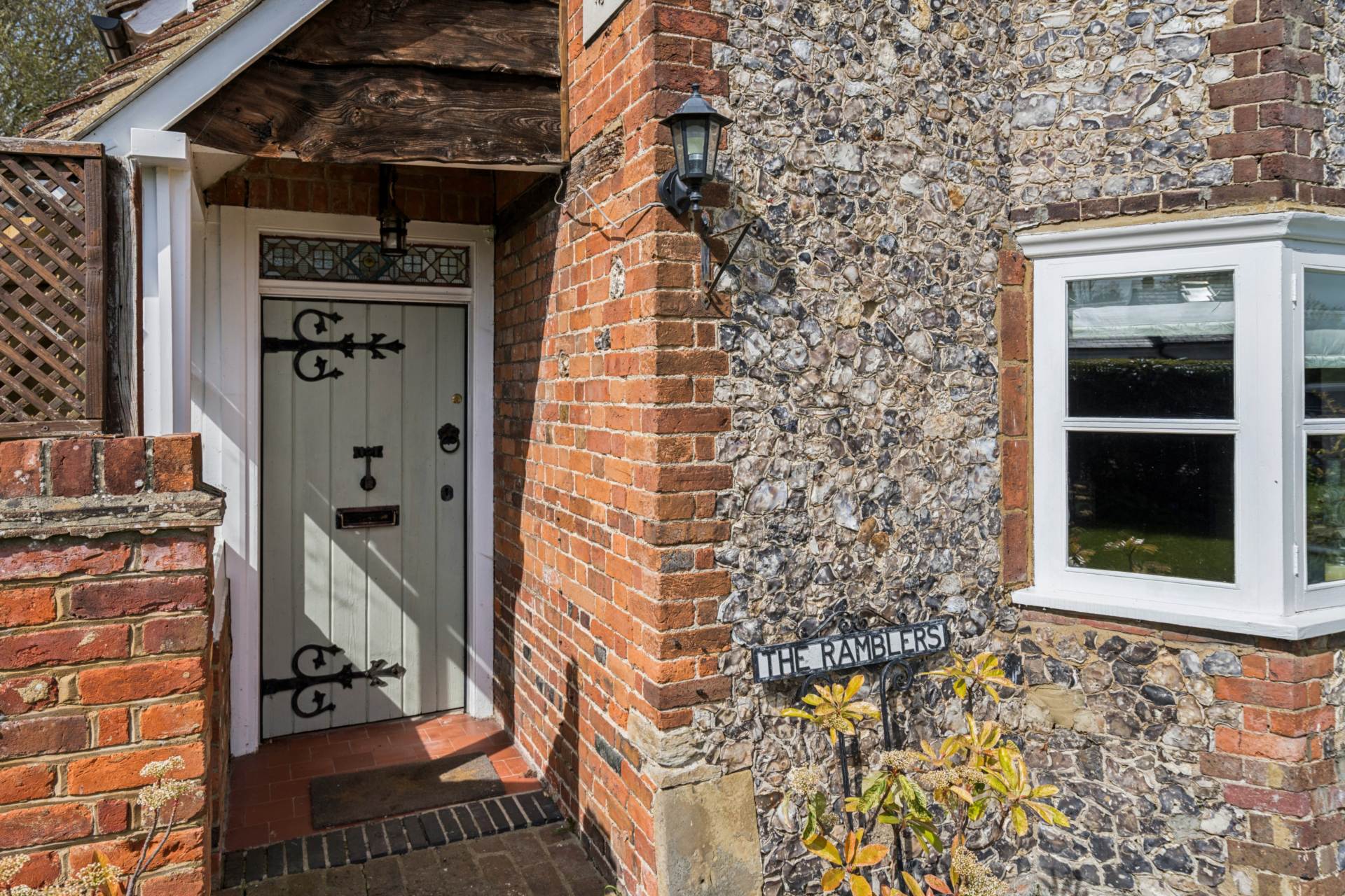 Main Road, Buckland, Image 28