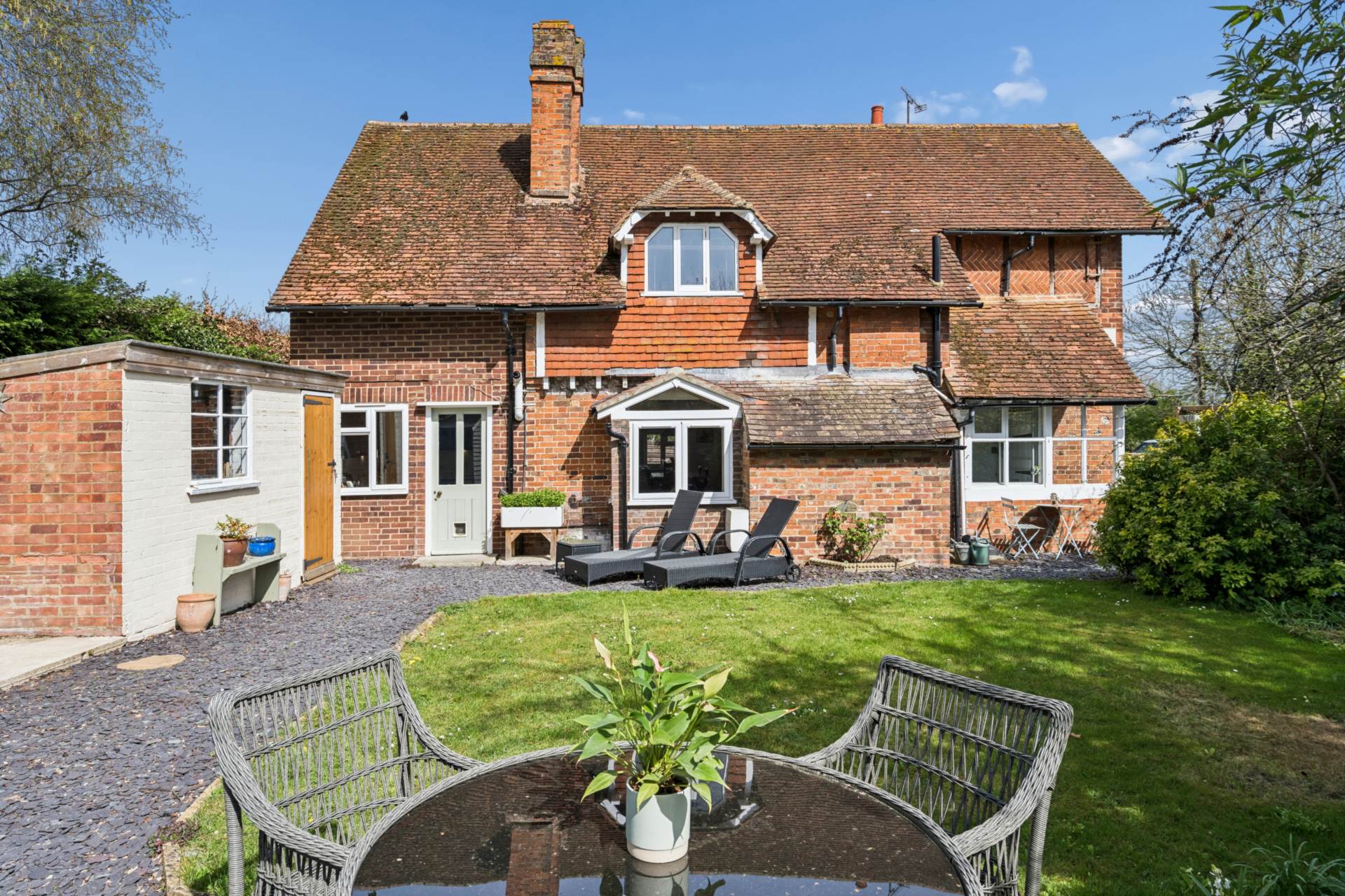 Main Road, Buckland, Image 29