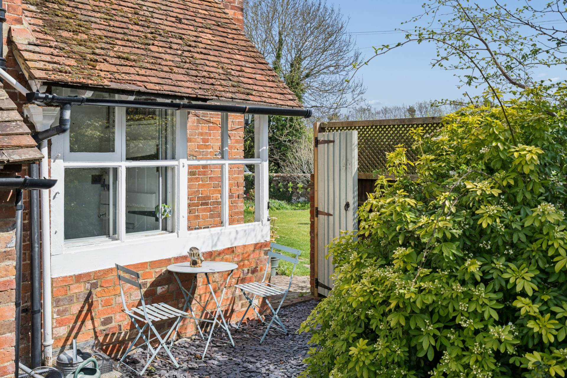 Main Road, Buckland, Image 30