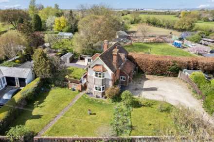 Main Road, Buckland, Image 1