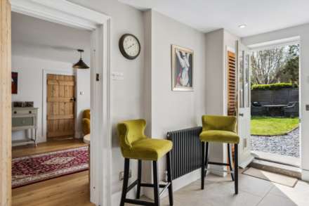 Main Road, Buckland, Image 14