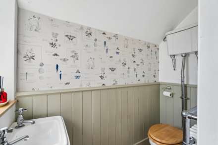 Main Road, Buckland, Image 16