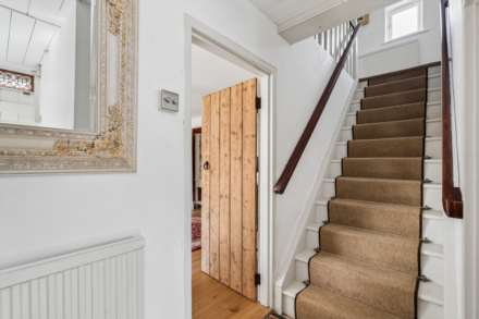 Main Road, Buckland, Image 17