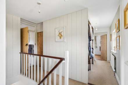 Main Road, Buckland, Image 18