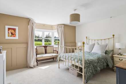 Main Road, Buckland, Image 19