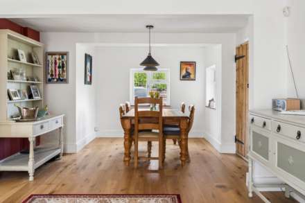 Main Road, Buckland, Image 8