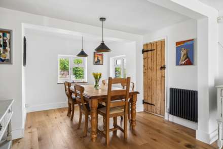 Main Road, Buckland, Image 9