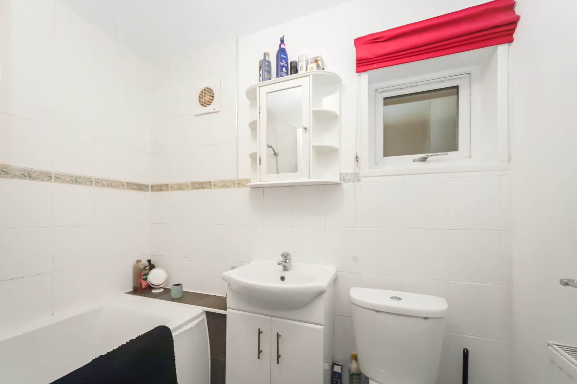 The Orchards, Longfield Road, Image 8