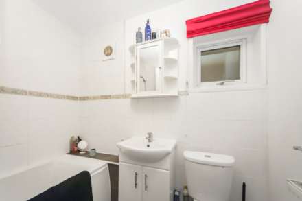 The Orchards, Longfield Road, Image 8