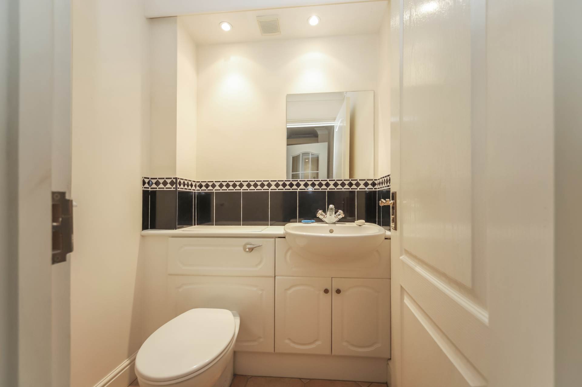 Rodwell Yard, Tring, Image 8