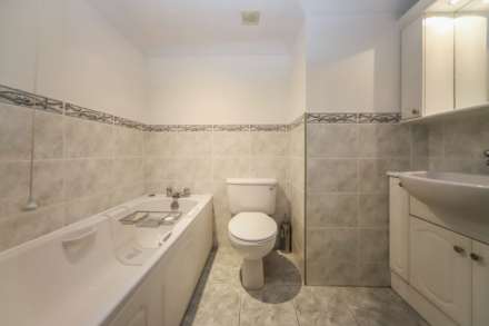 Rodwell Yard, Tring, Image 15