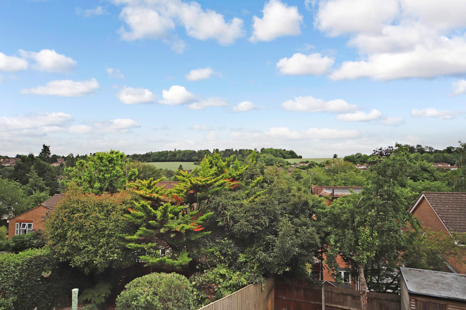 Admiral Way, Berkhamsted, Image 2
