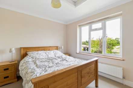 Tring Road, Long Marston, Image 12