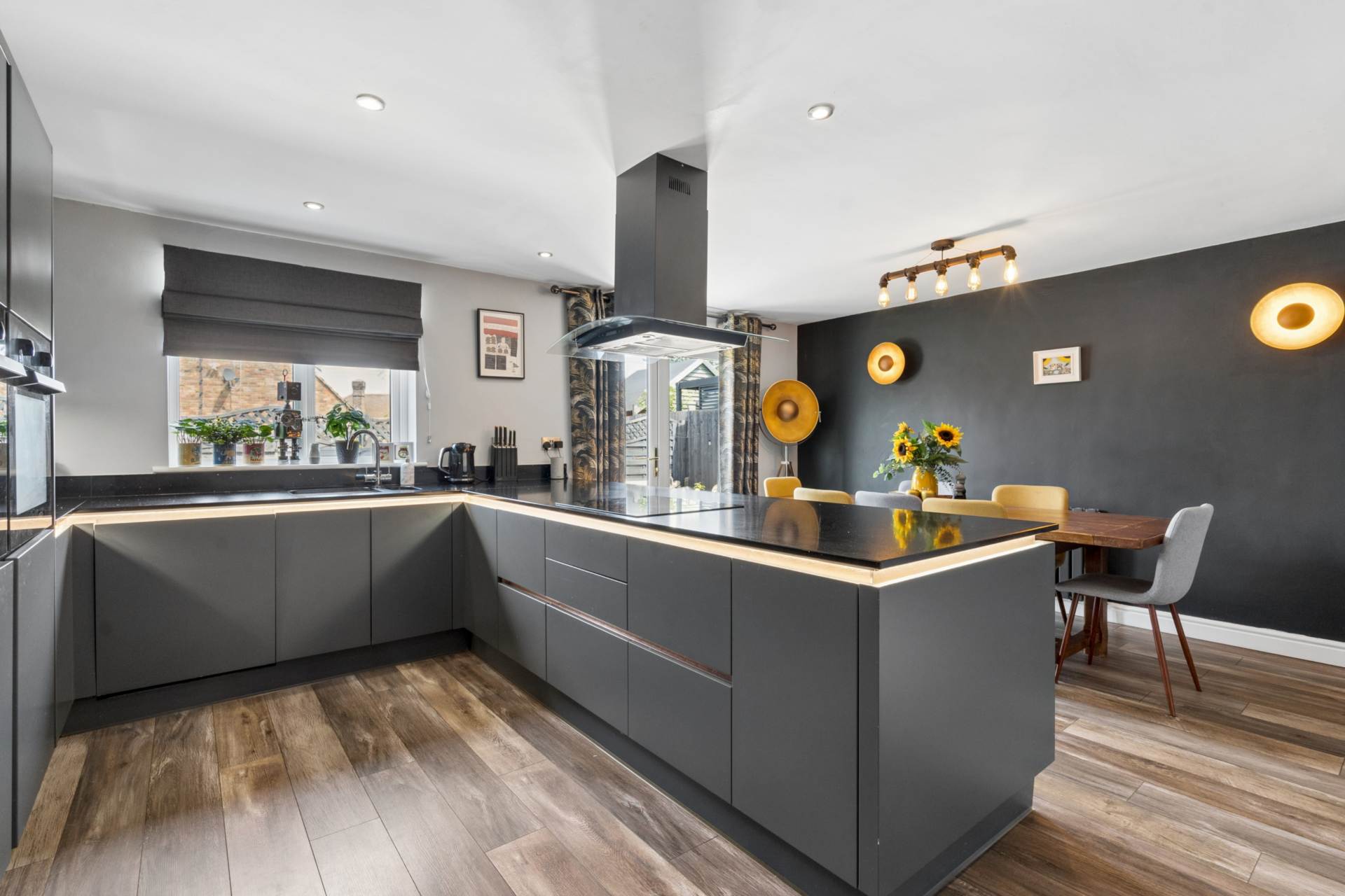 London Road, Aston Clinton, Image 3