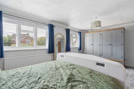 London Road, Aston Clinton, Image 13