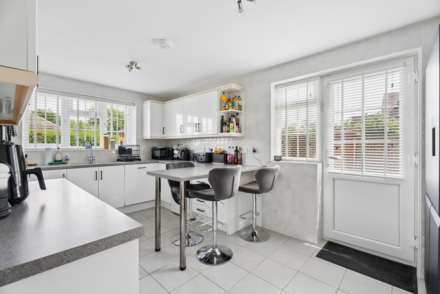 Pitstone, Buckinghamshire, Image 4