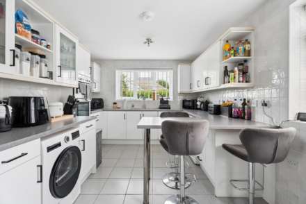 Pitstone, Buckinghamshire, Image 5