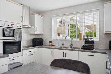 Pitstone, Buckinghamshire, Image 6