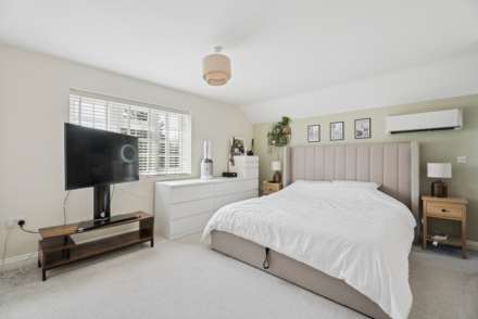 Pitstone, Buckinghamshire, Image 8