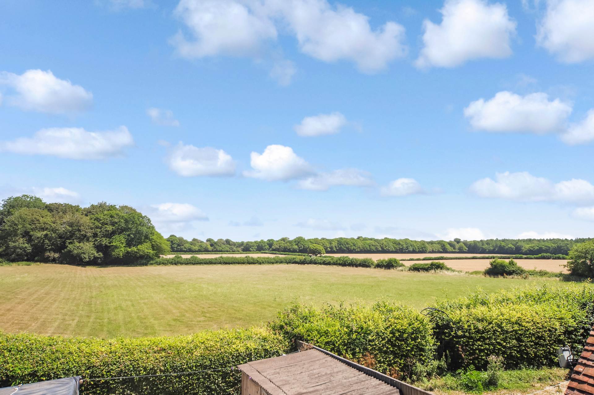 Shire Lane, Hastoe, Image 2