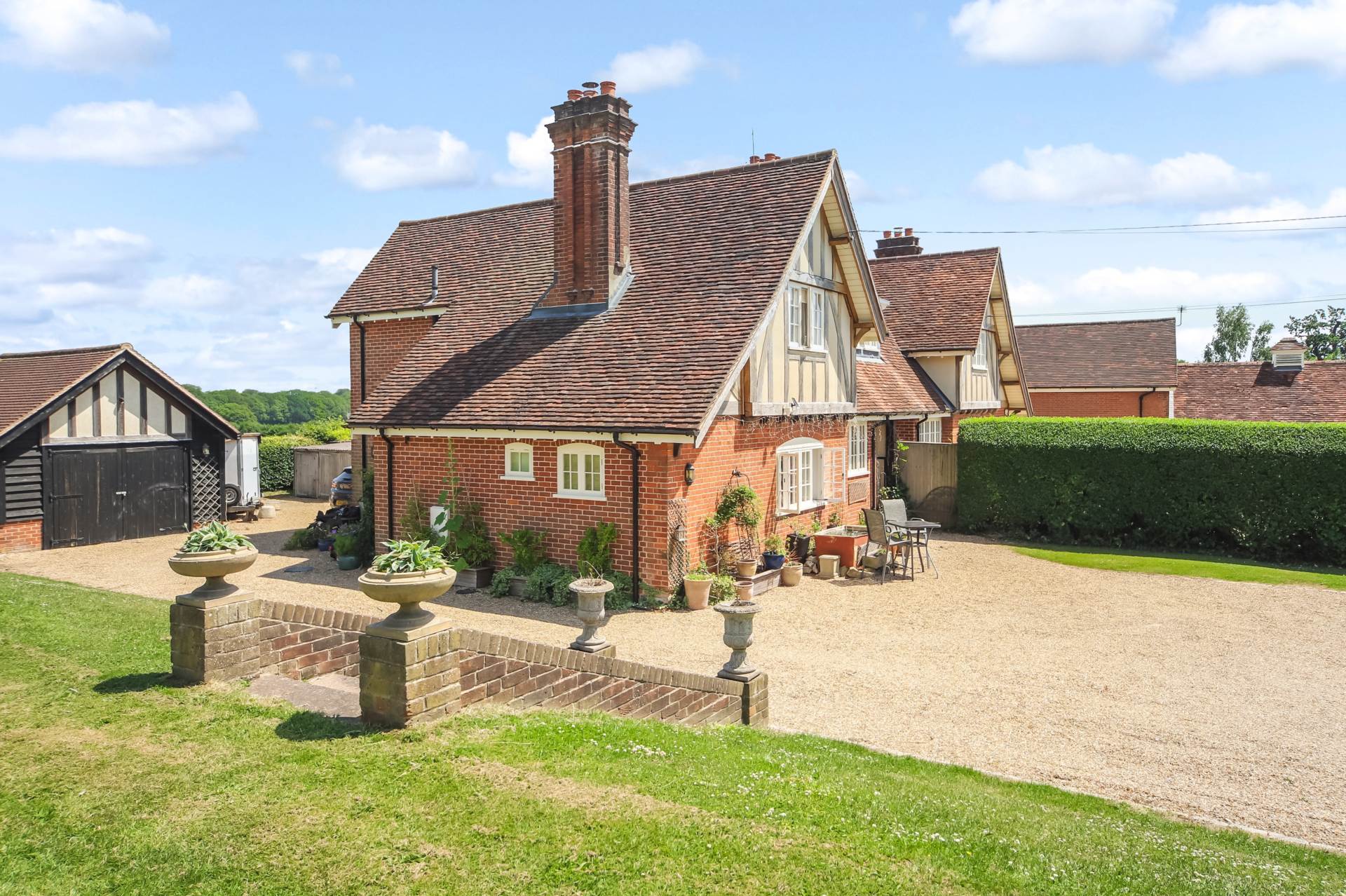 Shire Lane, Hastoe, Image 3