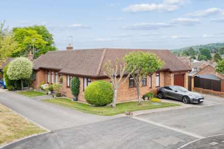 Cherry Gardens, Tring, Image 1