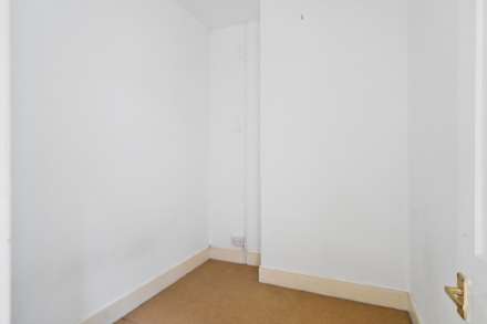 High Street, Tring, Image 17