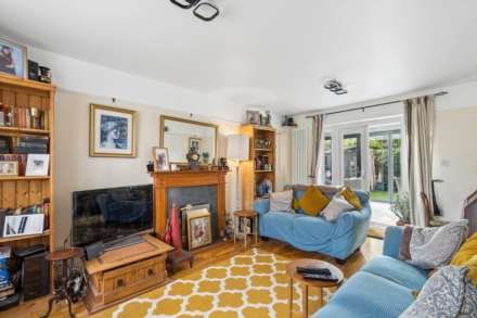 Meadow Close, Tring, Image 5