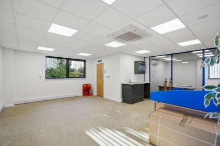 Icknield Way, Tring, Image 2