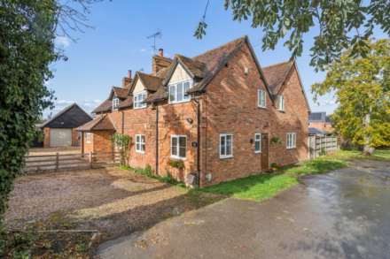 Weston Turville, Image 1