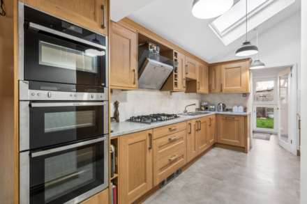 Weston Turville, Image 11