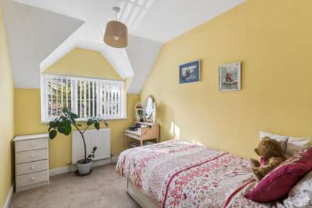 Weston Turville, Image 19