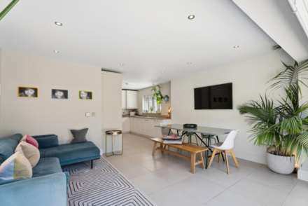 Wheatley Road, Aston Clinton, Image 3