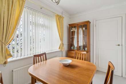 Grove Park, Tring, Image 15