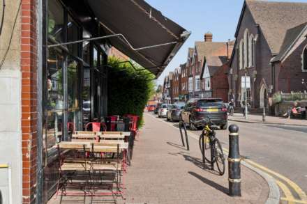 High Street, Tring, Image 27