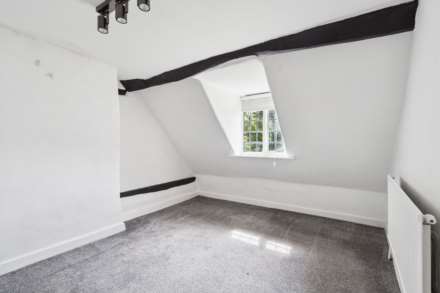 High Street, Tring, Image 11