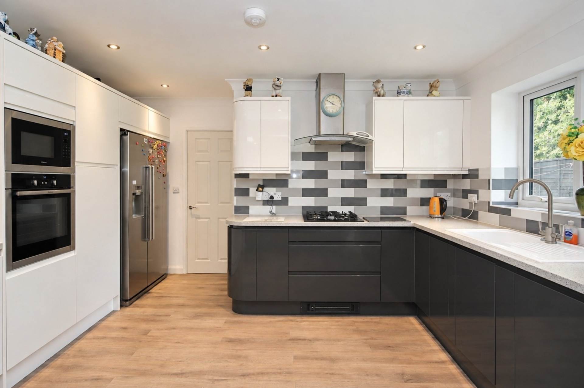 Orchard Way, Stanbridge, Image 3