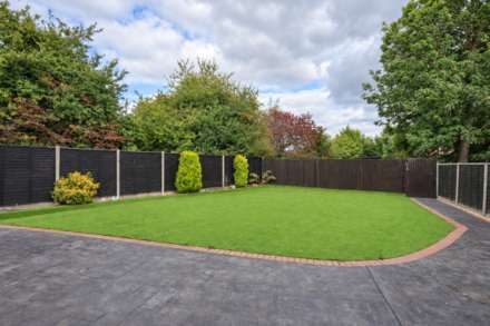 Orchard Way, Stanbridge, Image 2