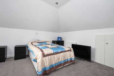Orchard Way, Stanbridge, Image 9
