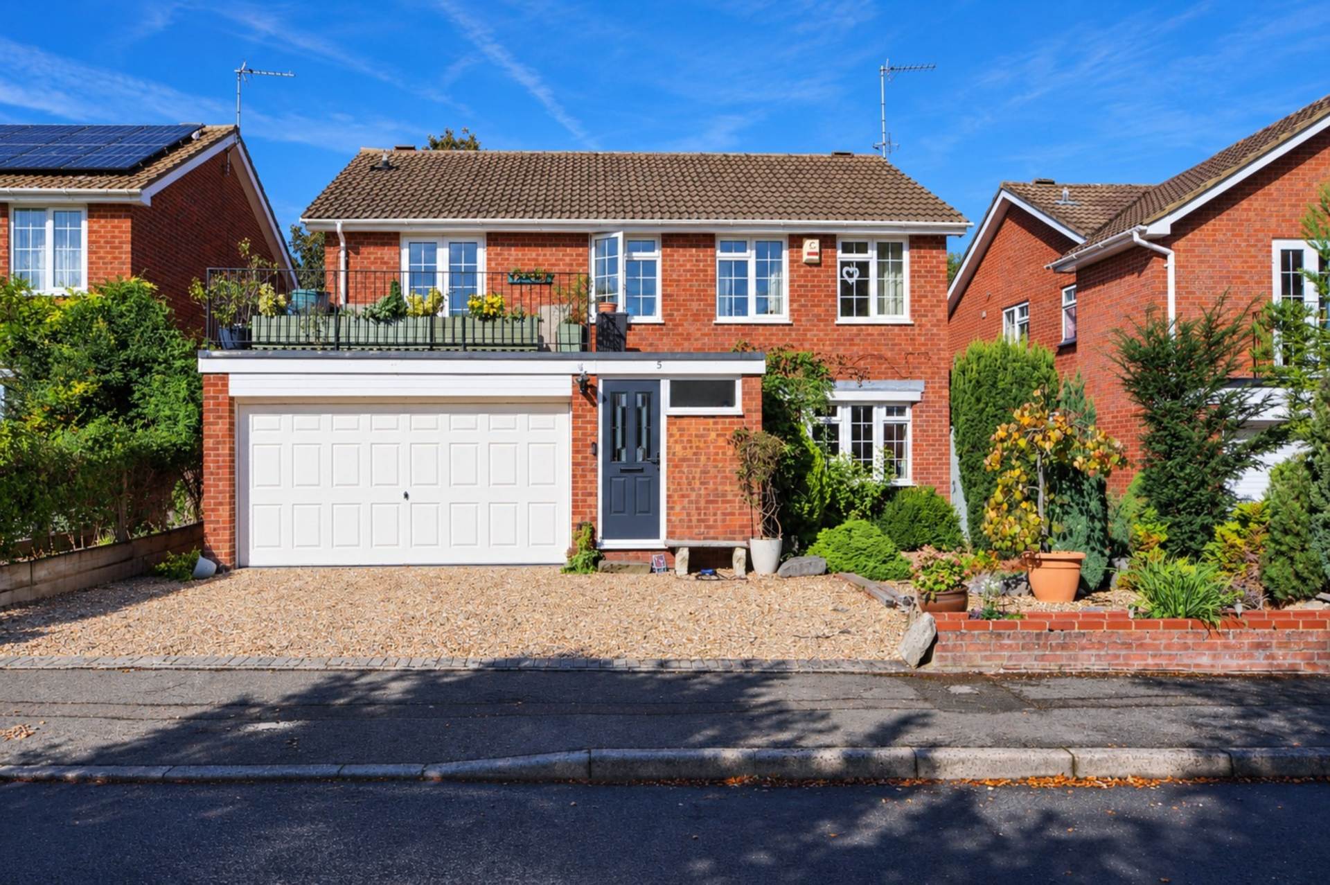 Sandon Close, Tring, Image 1