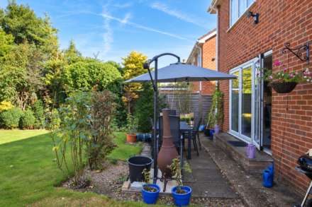 Sandon Close, Tring, Image 18