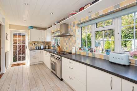 Sandon Close, Tring, Image 5