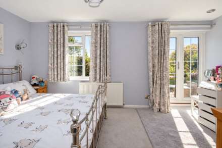 Sandon Close, Tring, Image 8