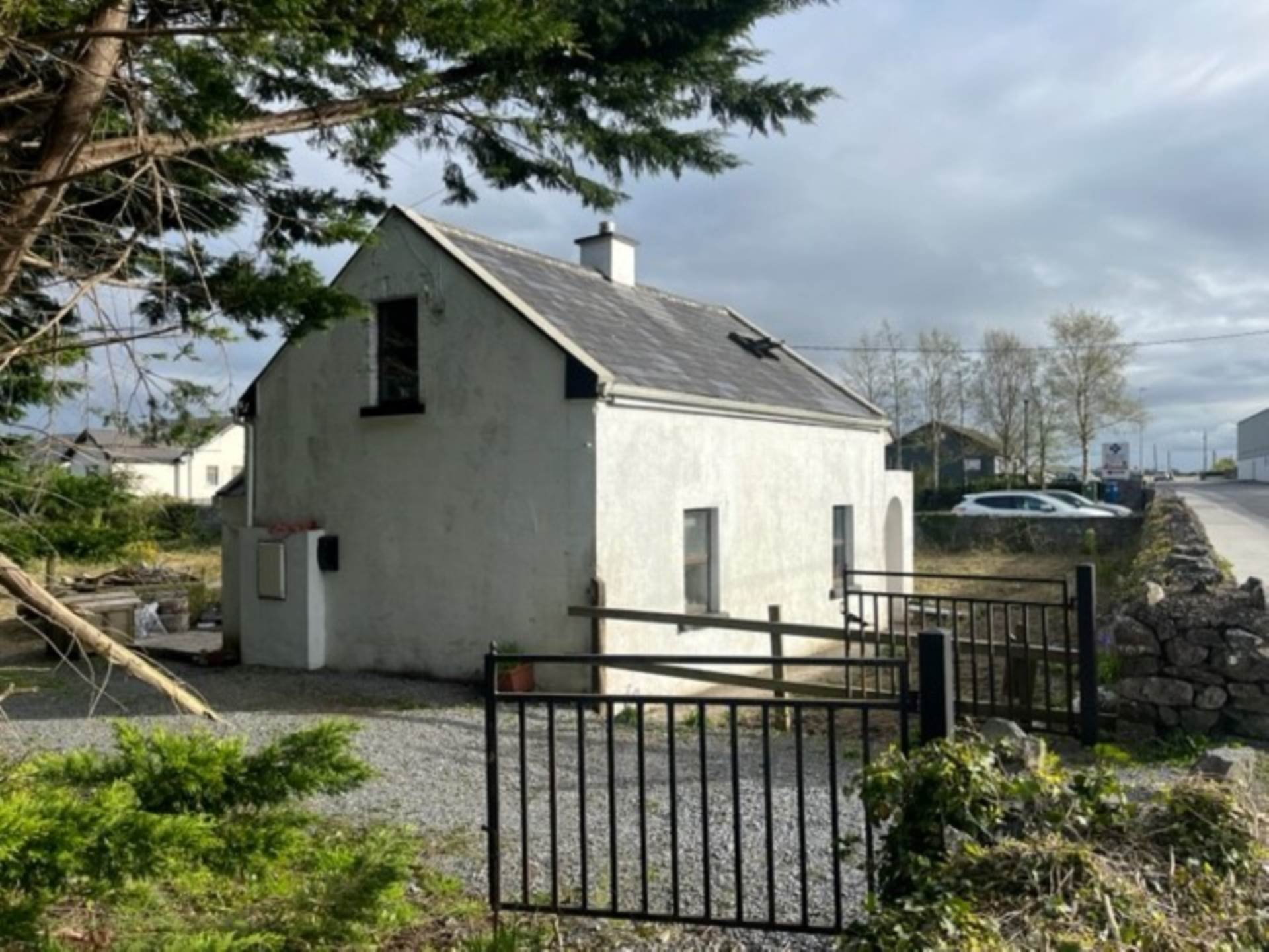 Ballyhugh, Gort, Co. Galway Ballyhugh, Gort, Co. Galway