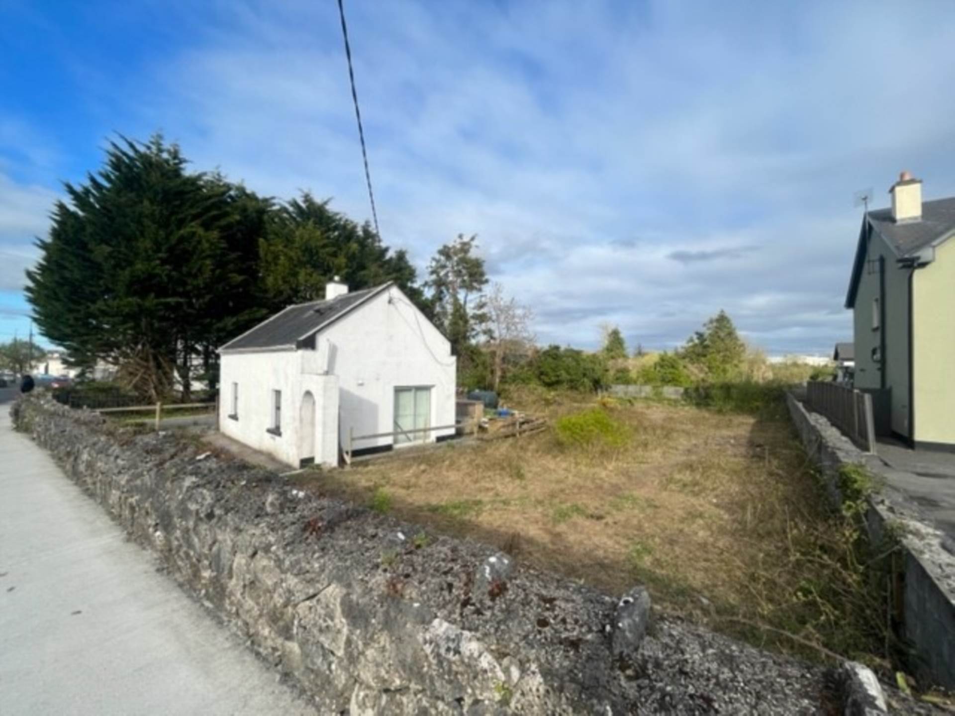 Ballyhugh, Gort, Co. Galway Ballyhugh, Gort, Co. Galway