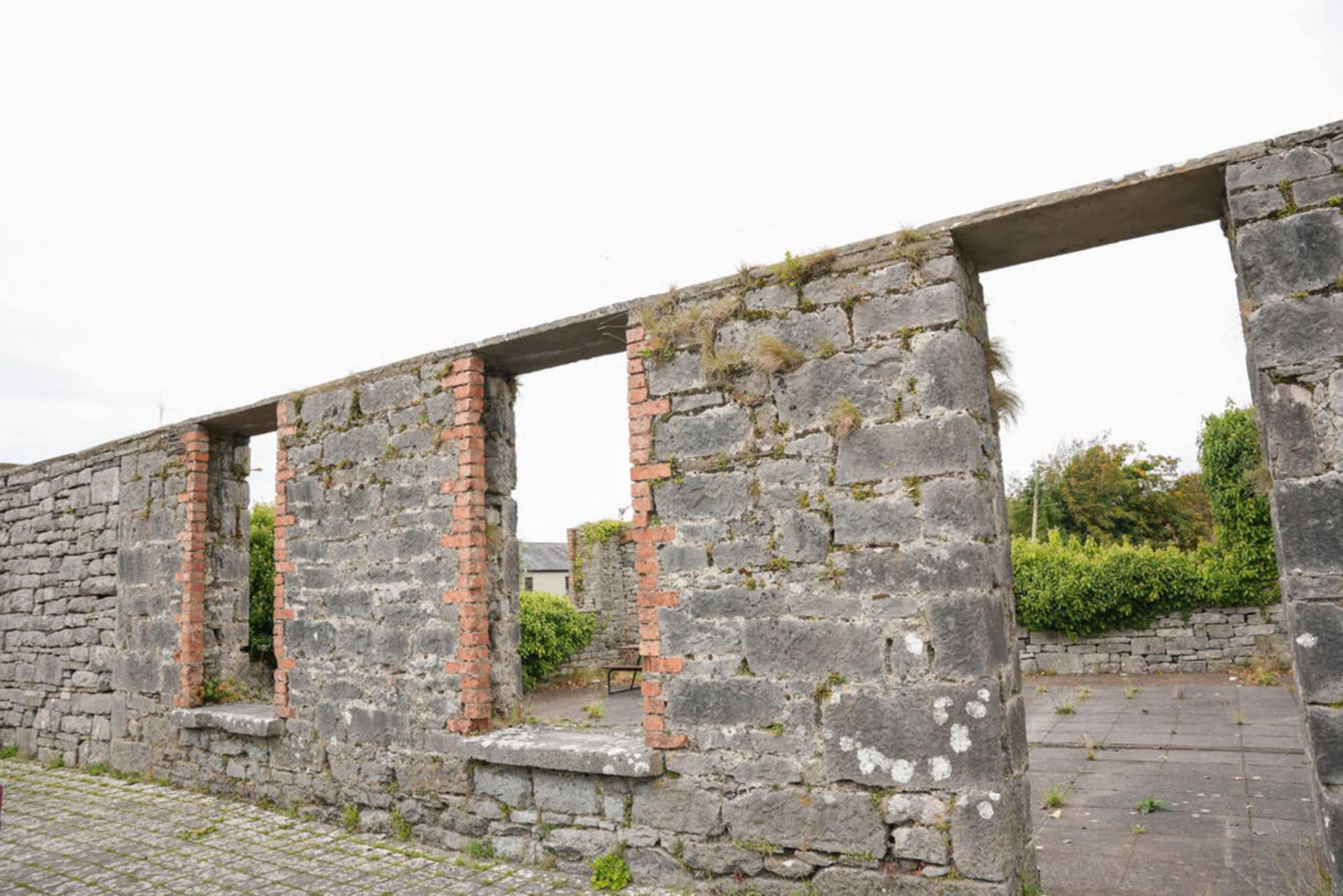 Linnane`s Pub, Kilfenora, Co. Clare Linnane`s Pub, Kilfenora, Co. Clare