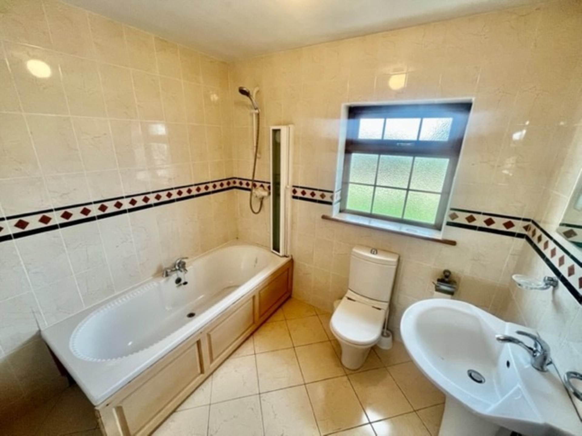Spring Garden, Tynagh, Loughrea, Co. Galway H62V620 Spring Garden, Tynagh, Loughrea, Co. Galway H62V620