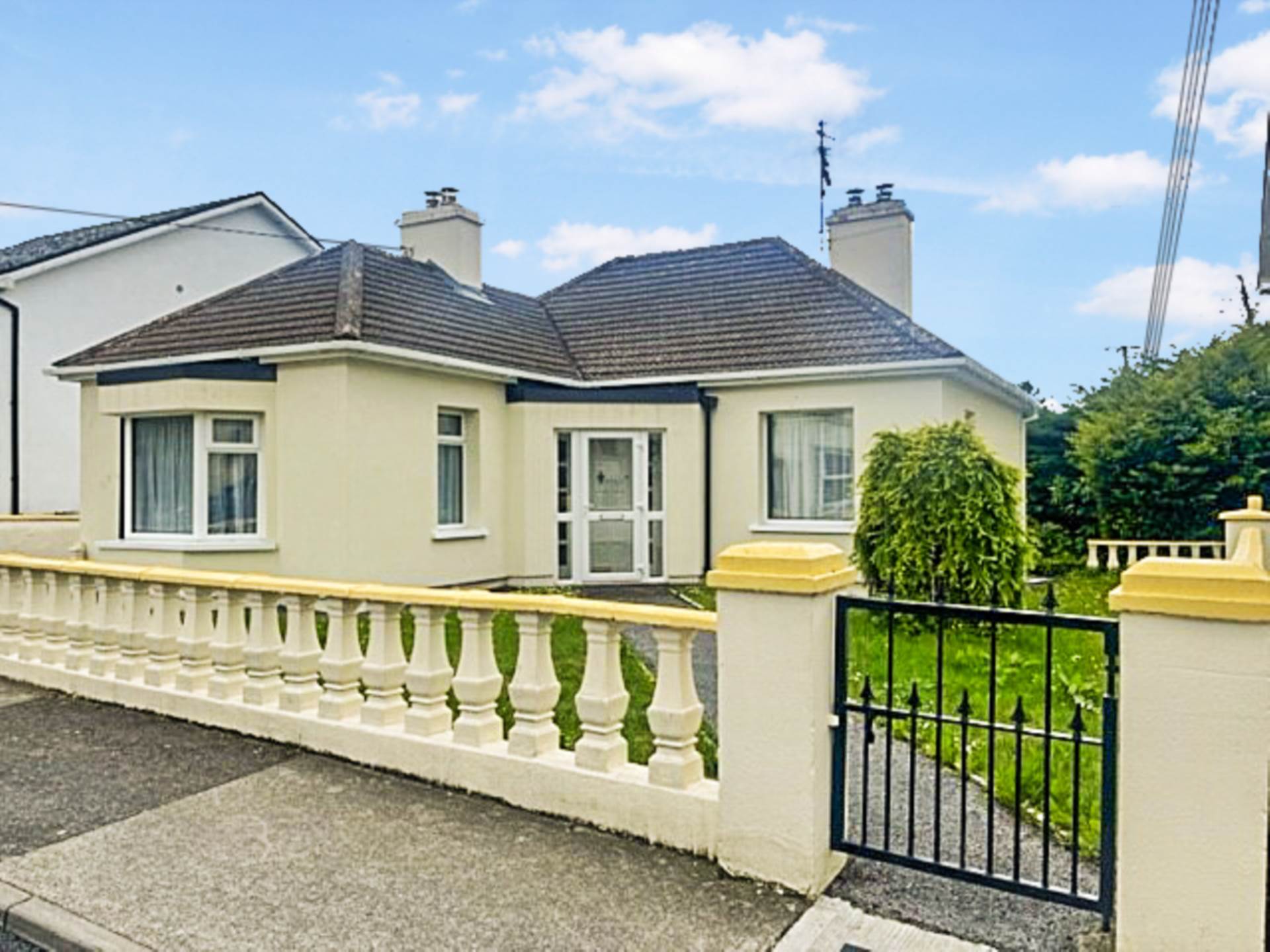 Cross Street, Loughrea, Co. Galway, H62 RX29 Cross Street, Loughrea, Co. Galway, H62 RX29