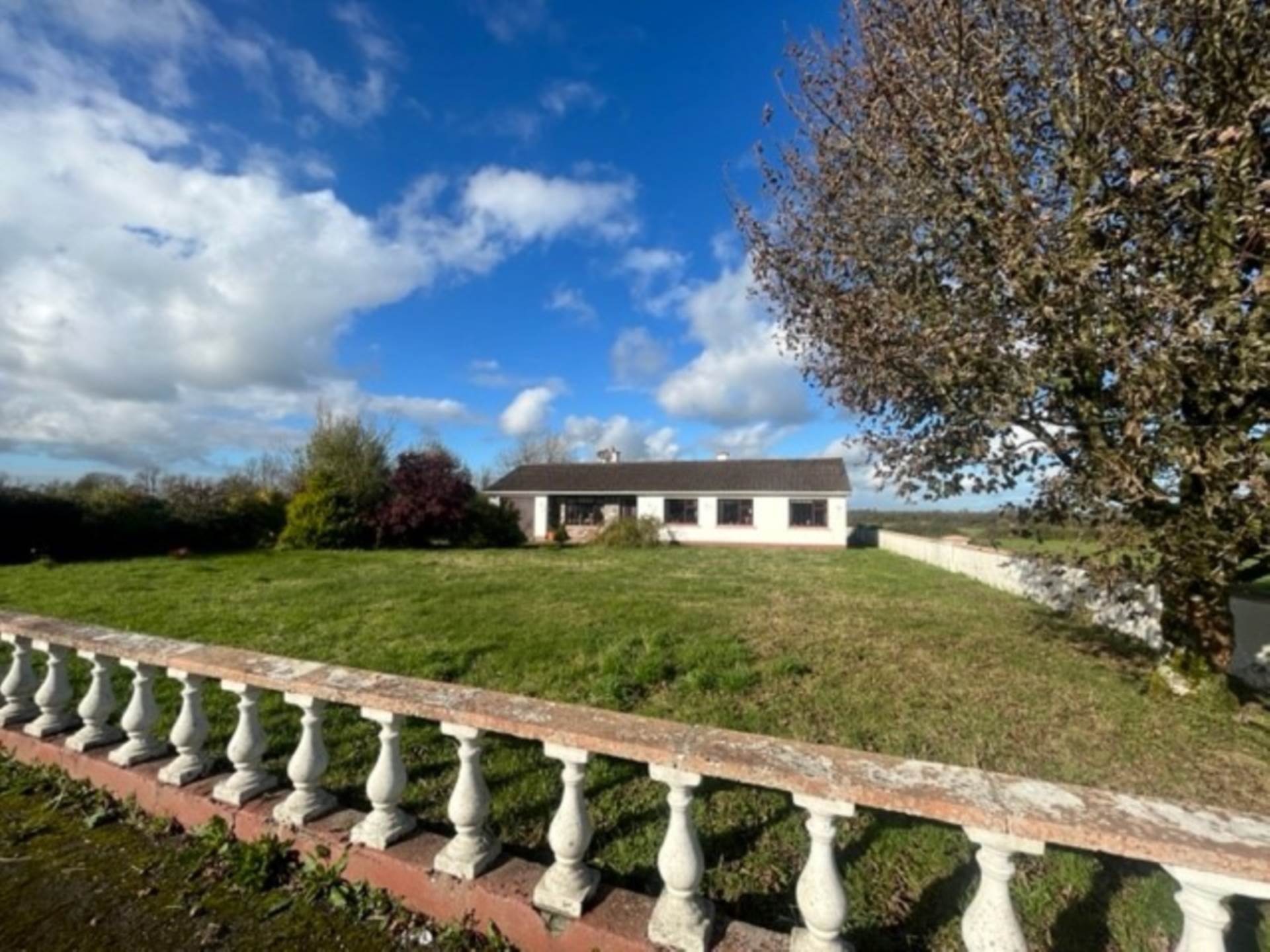 Kilchreest, Kilchreest, Loughrea, Co. Galway, H62 H274 Kilchreest, Kilchreest, Loughrea, Co. Galway, H62 H274