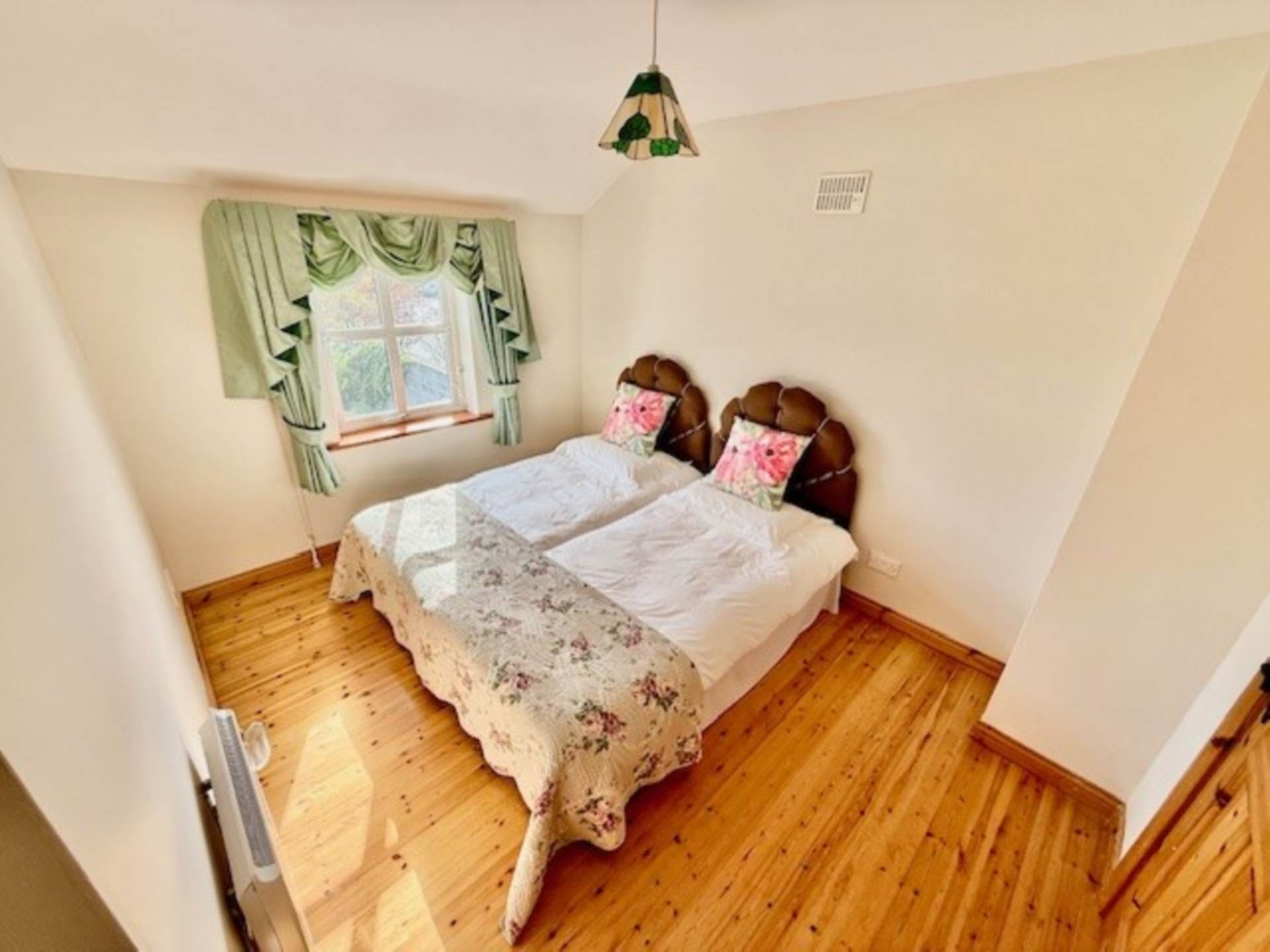 No. 1 Riverview, Gort, Co. Galway, H91 CHW4 No. 1 Riverview, Gort, Co. Galway, H91 CHW4